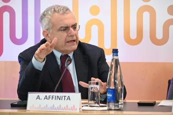 Natalità, Affinita (Moige): “Fino a 15mila euro di spesa per il primo anno di vita bimbo”