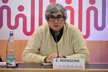 Natalità, Mangone (UniSa): “Denatalità problema strutturale e sociale”