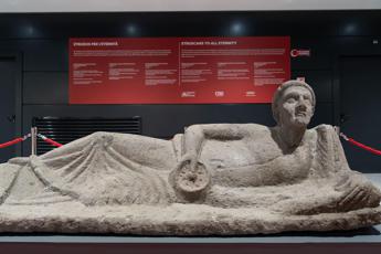 Presentata all’ Aeroporto di Fiumicino esposizione sculture etrusche