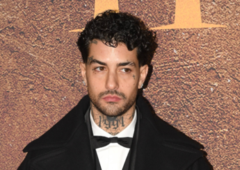 Tony Effe e il concerto di Capodanno a Roma, Campidoglio gli ha chiesto passo indietro