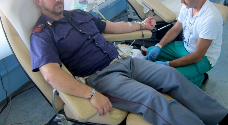 Caltanissetta. FSP Polizia e Avis uniti per la donazione del sangue e la prevenzione del carcinoma del colon retto