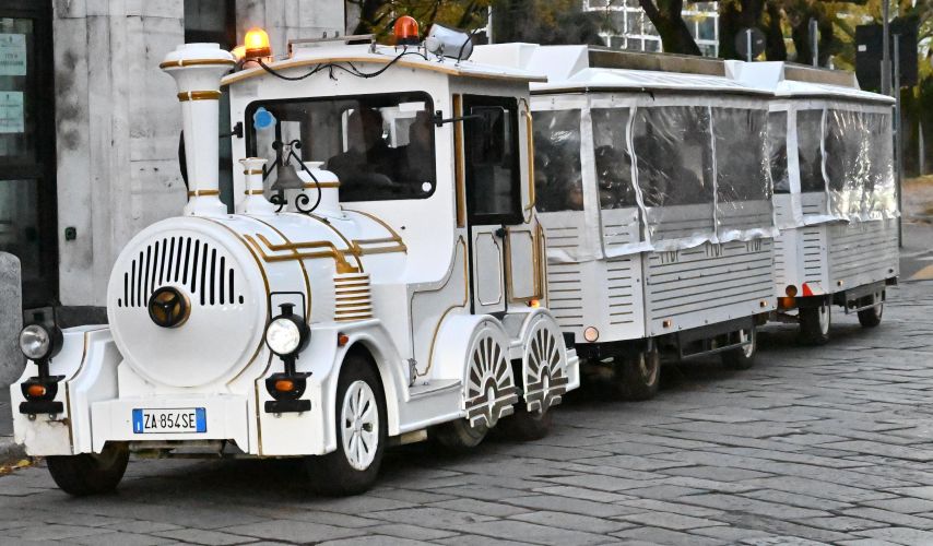 Campofranco. Il 30 dicembre in piazza Crispi Santa Claus Park e trenino natalizio