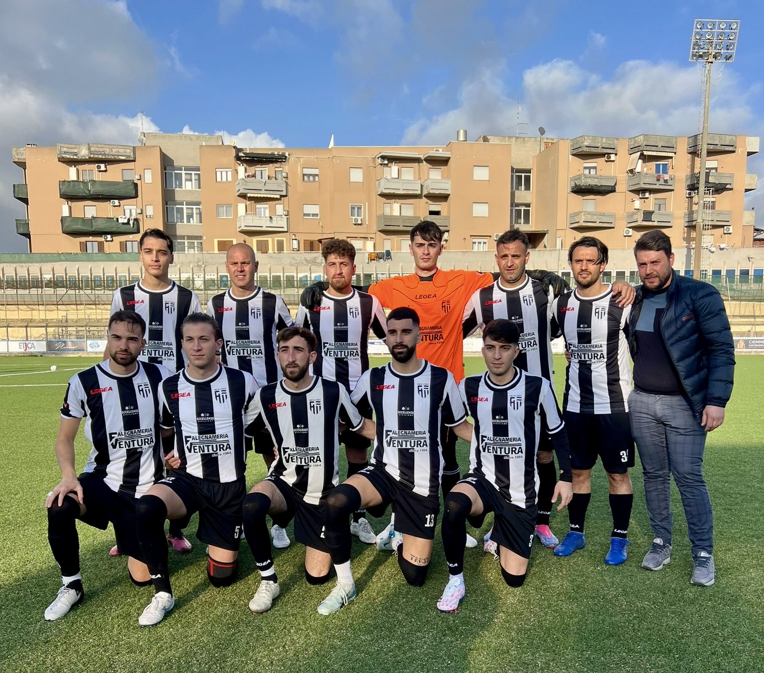 Seconda Categoria. L’Amo Gela batte il Real Gela nel derby e aggancia la testa della classifica; solo pari 2-2 per l’Atletico Nissa