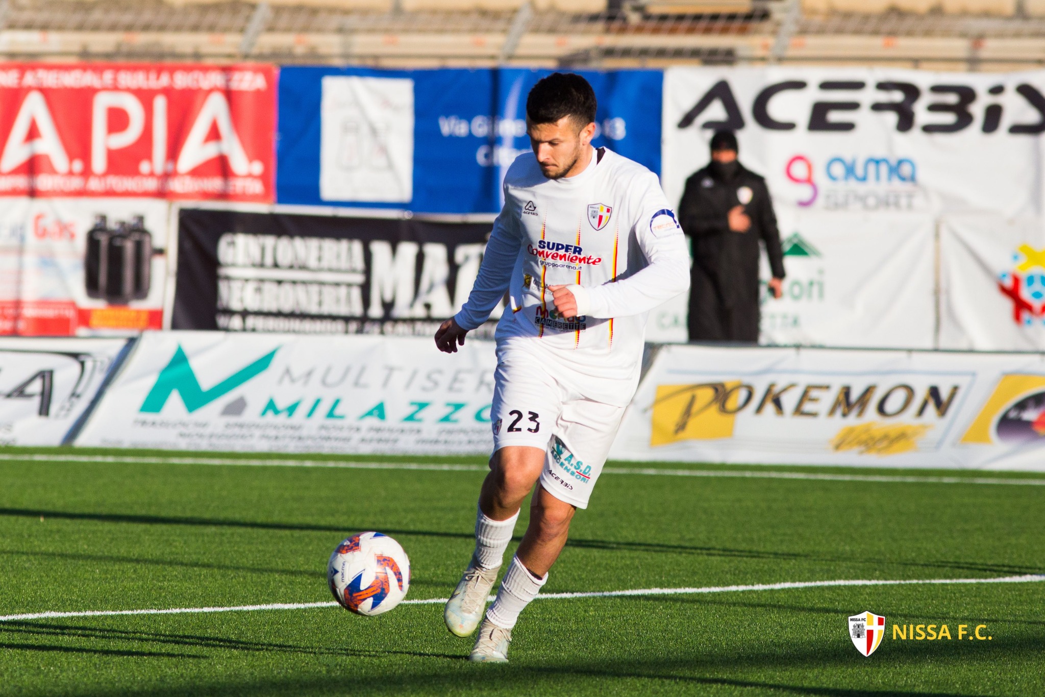 Serie D. Nissa sconfitta 4-1 dalla capolista Siracusa: biancocudati in dieci accorciano le distanze con Rotulo