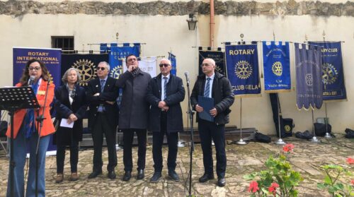 Club Rotary di Caltanissetta presente all’inaugurazione a Caltagirone dell’apiario e  del giardino delle erbe aromatiche