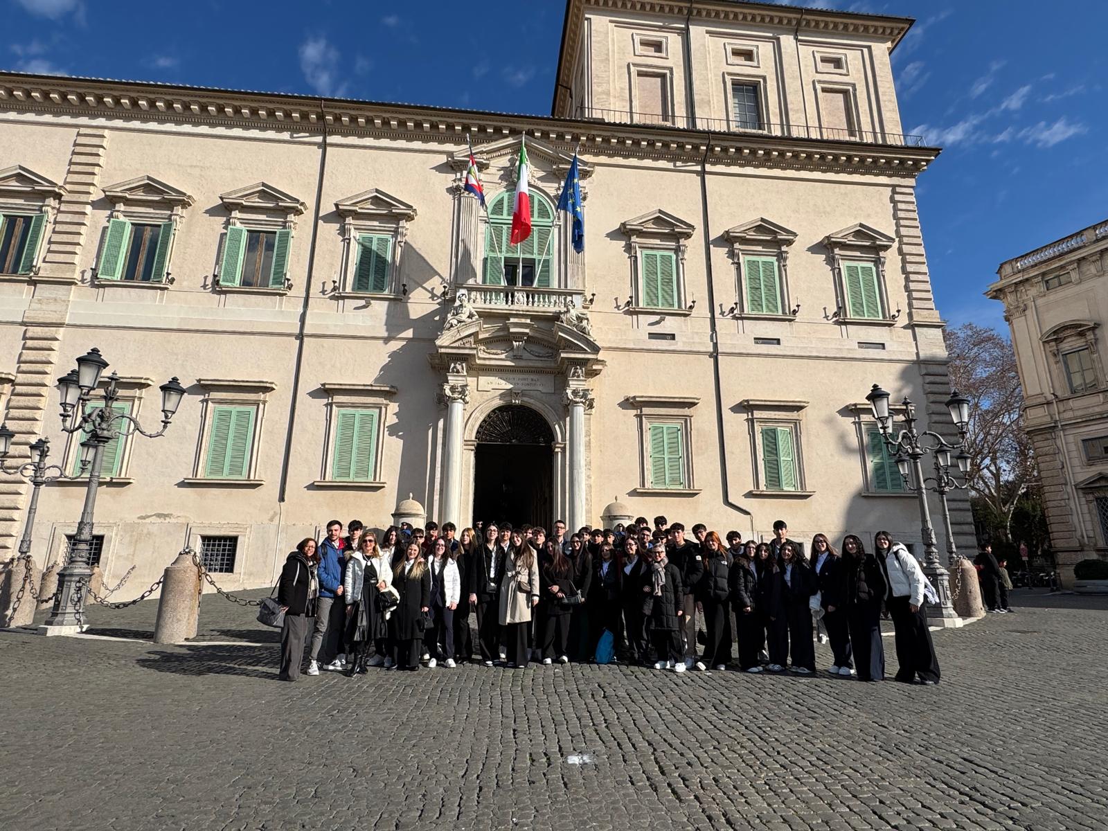 Caltanissetta. A Roma visita al Quirinale per le classi 4A, 4C e 4V del Liceo Scientifico “Volta”