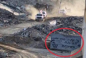 Gaza, primi tre ostaggi tornano liberi: il commovente messaggio dei soldati israeliani – Foto