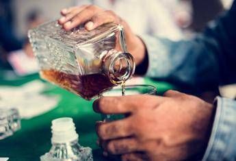 Nuovi antiobesità riducono di 2 terzi il consumo di alcol: lo studio