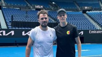 Sinner si allena con Wawrinka: “Grazie Stan, un onore condividere il campo con te”