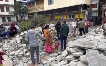 Terremoto in Tibet, scossa di magnitudo 7.1: più di 50 morti