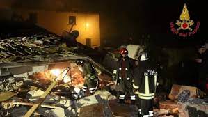 Crollo palazzina di 3 piani a San Giovanni Galermo: i feriti sono saliti a 14