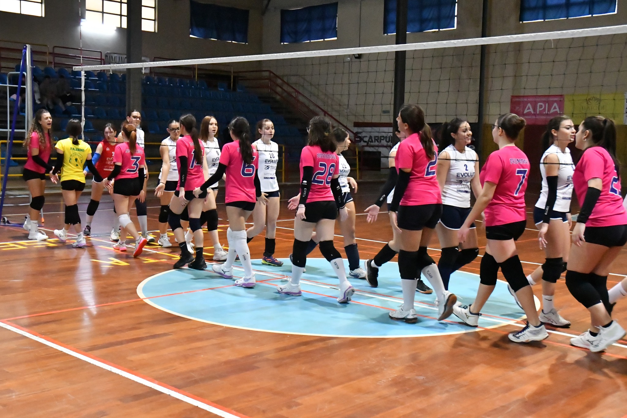 Pallavolo femminile Under 18. La Kanguro vince 3-0 il derby con l’Albaverde