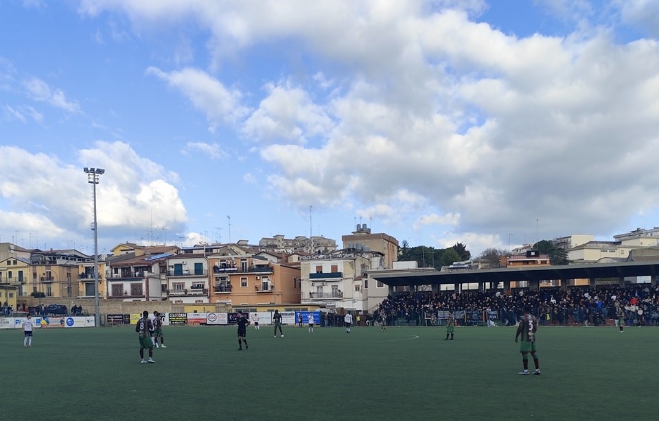 Serie D. E’ parità 1-1 al “Valentino Mazzola” nel derby tra Sancataldese e Nissa: Bonilla replica a Diaz