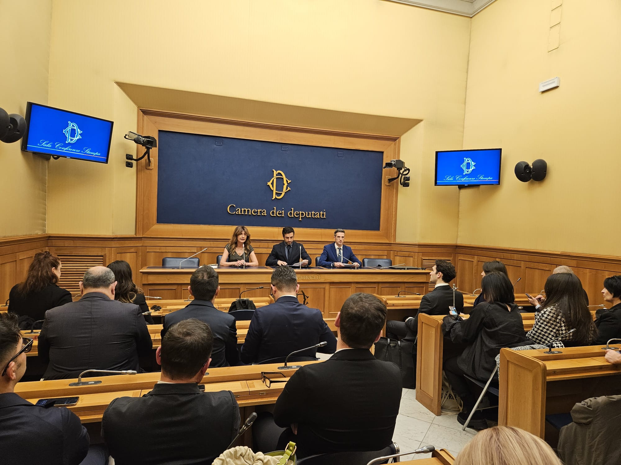 Rifiuti. Da Enna a Vicenza, 122 Comuni ricevono il premio “Plastic Free 2025”: tra i premiati anche Caltanissetta