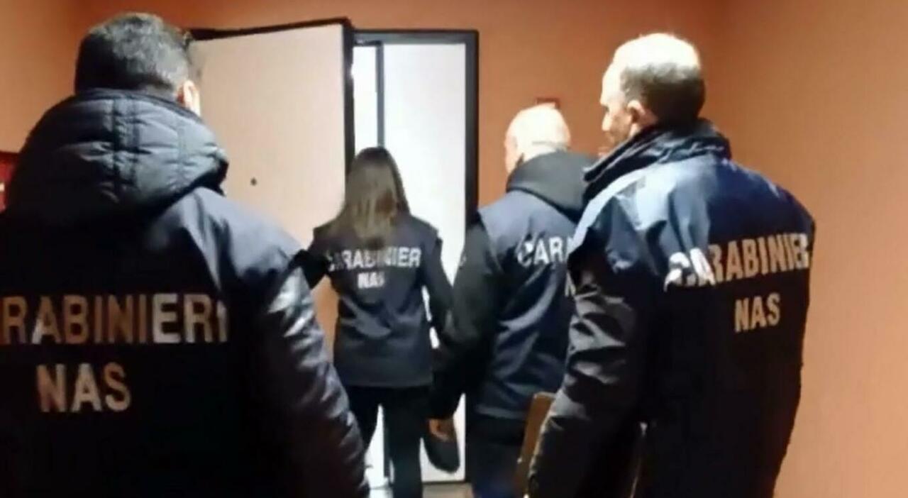 Morti tre anziani ospiti di una Rsa in provincia di Firenze per possibile intossicazione dopo i pasti