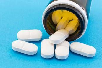 ‘Antibiotici nemici microbiota’, la dieta scudo del medico-nutrizionista