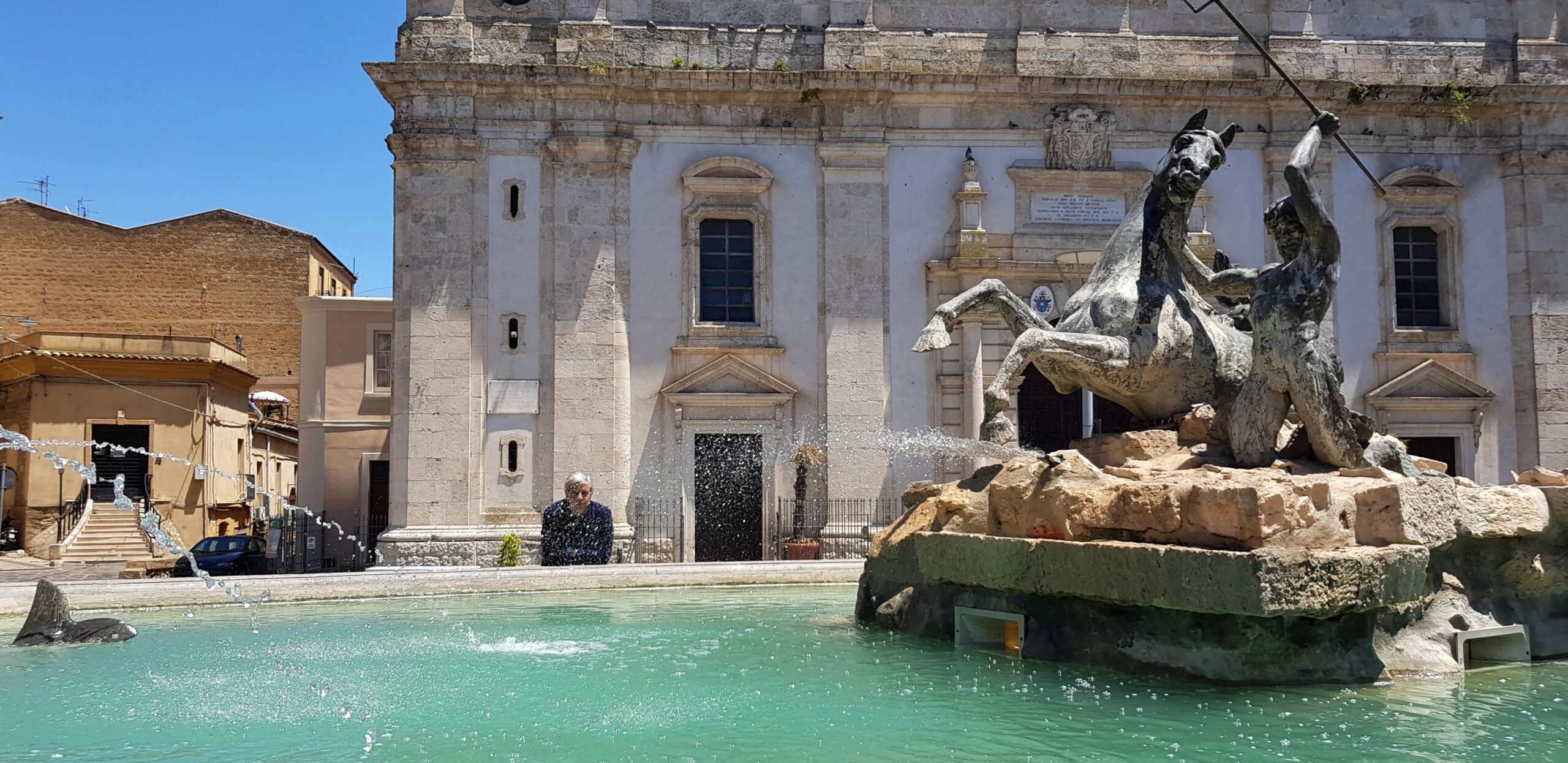 Caltanissetta. “La cura costante di una città”, Italia nostra su Fontana del Tritone