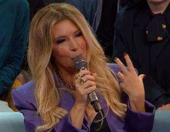 Sanremo 2025, Lucarelli: “Bianca Balti interessante, Malgioglio non è Bianca Censori”