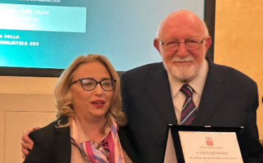 “Memorie, storie e usanze di una Sicilia che non c’è più”, il libro di Basile presentato a Palazzo dei Normanni. Caronia: “Grazie per impegno appassionato per la cultura siciliana”