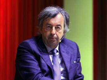 Vaccini, Burioni: “50% genitori rifiuta l’anti-Hpv per disinformazione”