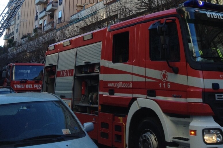 Nel Ragusano incendio in aula: evacuati studenti. Rogo provocato da un guasto ad impianto di climatizzazione