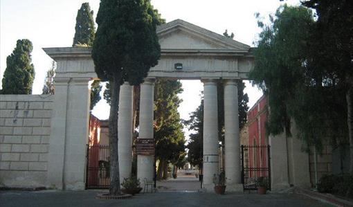 A Gela nuovi orari di apertura per il Cimitero