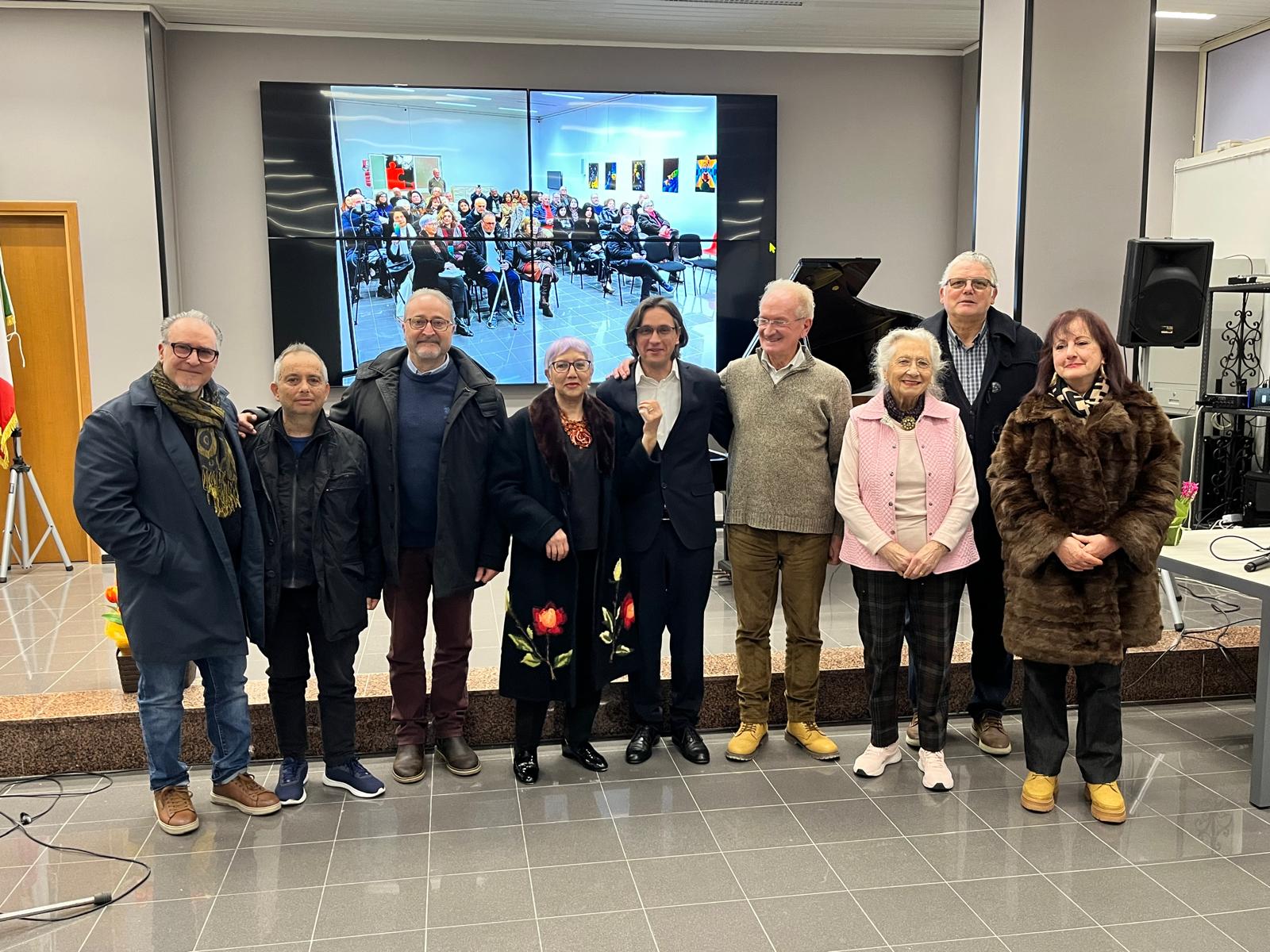 Associazione Incontriamoci in Biblioteca, a San Cataldo svolto l’incontro mensile dove l’arte incontra la musica