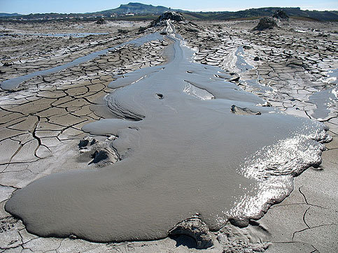 Bimbi uccisi da vulcanelli:  dopo 10 anni dissequestrata la riserva delle Maccalube