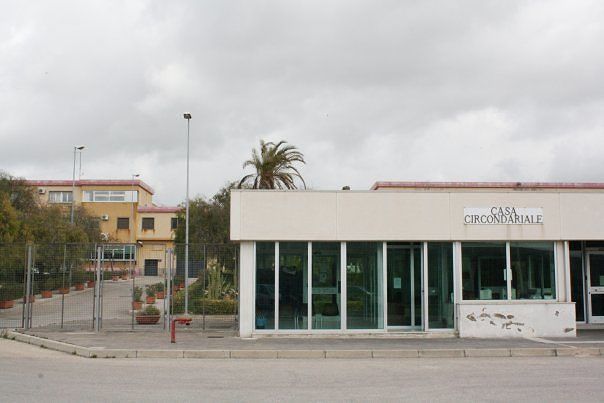 Al Carcere di Agrigento famiglie di tre detenuti hanno segnalato alla Procura “condizioni disumane dell’Istituto di pena”