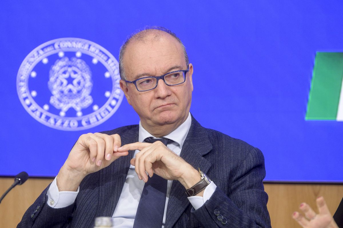 Scuola, Valditara “Non sarà più possibile fare 4 anni in 1”