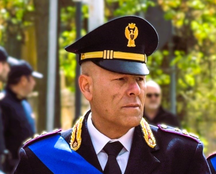 Caltanissetta. Il commissario Giuseppe Ferrigno va in pensione: il ringraziamento del Questore per l’impegno profuso in carriera