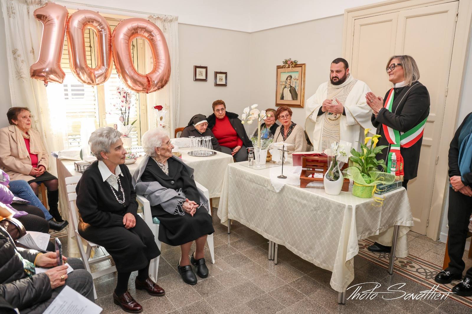 Villalba, festeggiati i 100 anni della nonnina Antonia Sciortino