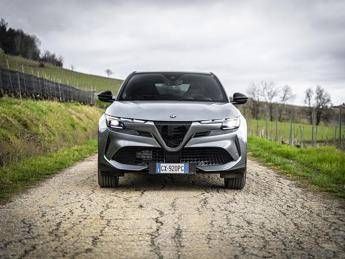Alfa Romeo Junior Ibrida Q4, trazione integrale intelligente