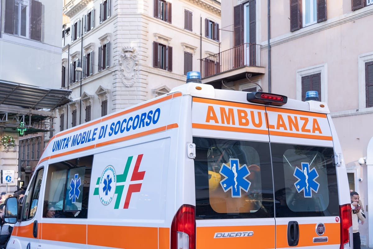 Accoltellata per strada a Messina, morta una ragazza di 21 anni
