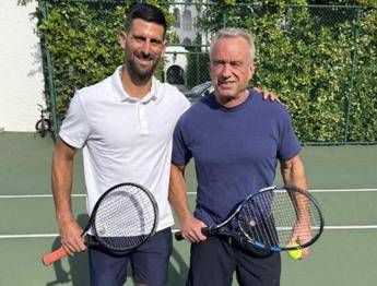 Djokovic e Kennedy insieme, la foto lascia Burioni ‘senza parole’