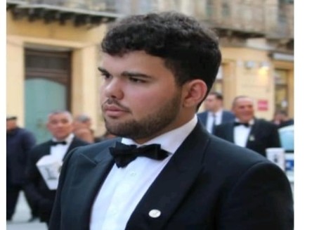 Caltanissetta. Real Maestranza: elette cariche porta bandiera, alabardiere e porta baldacchino per la categoria Carpentieri – Ferraioli