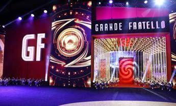 ‘Grande Fratello’, il direttore di Canale 5: “Ingiusto bollarlo come trash”