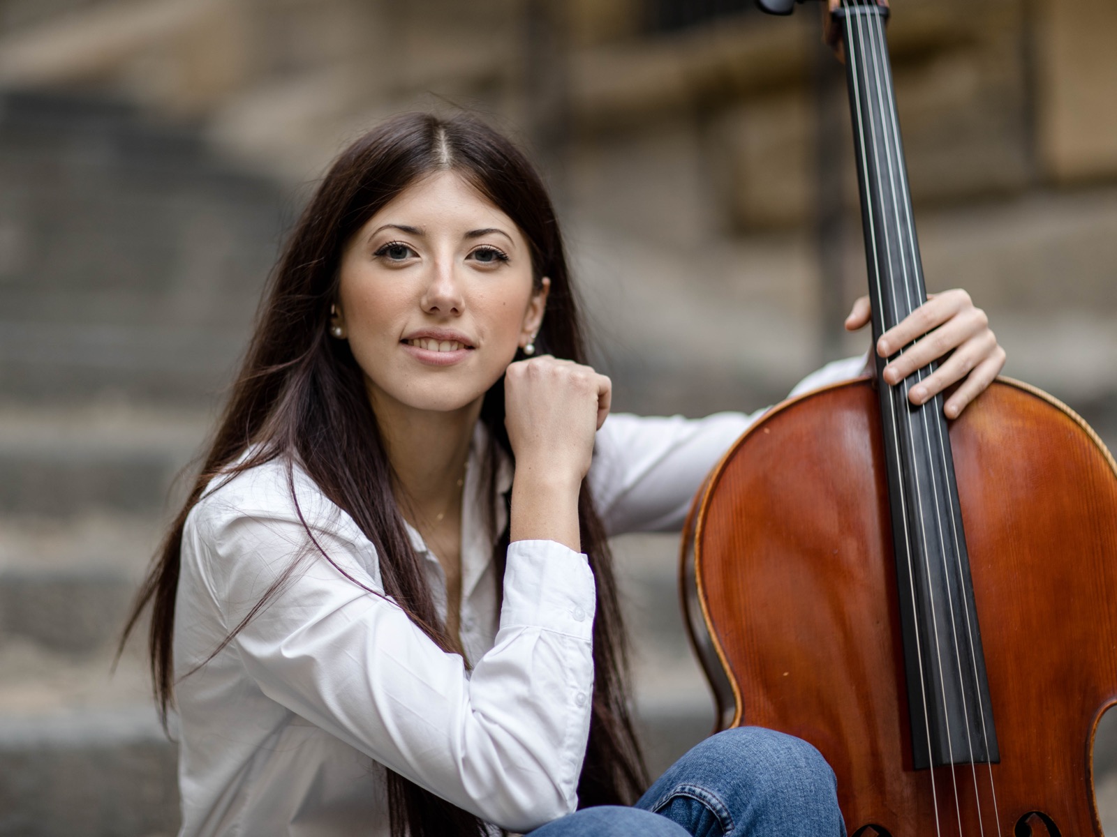 Caltanissetta. La nissena  violoncellista Emanuela Mosa si racconta ai microfoni di “Next Generation”