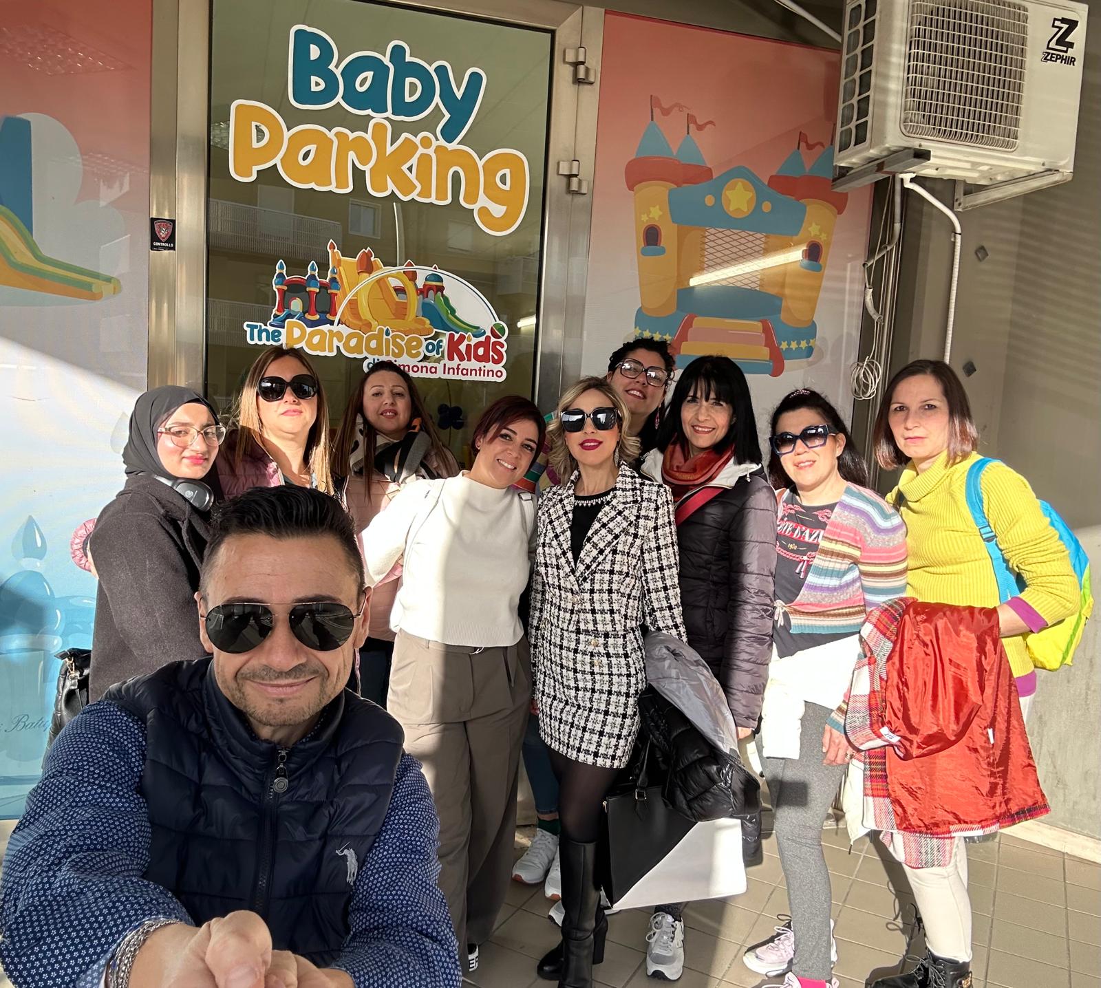 Caltanissetta. Istituto “Galileo Galilei”, alunni del corso serale Sociosanitario in visita alla ludoteca “The Paradise of Kids” per svolgere attività creative e ludico-pedagogiche