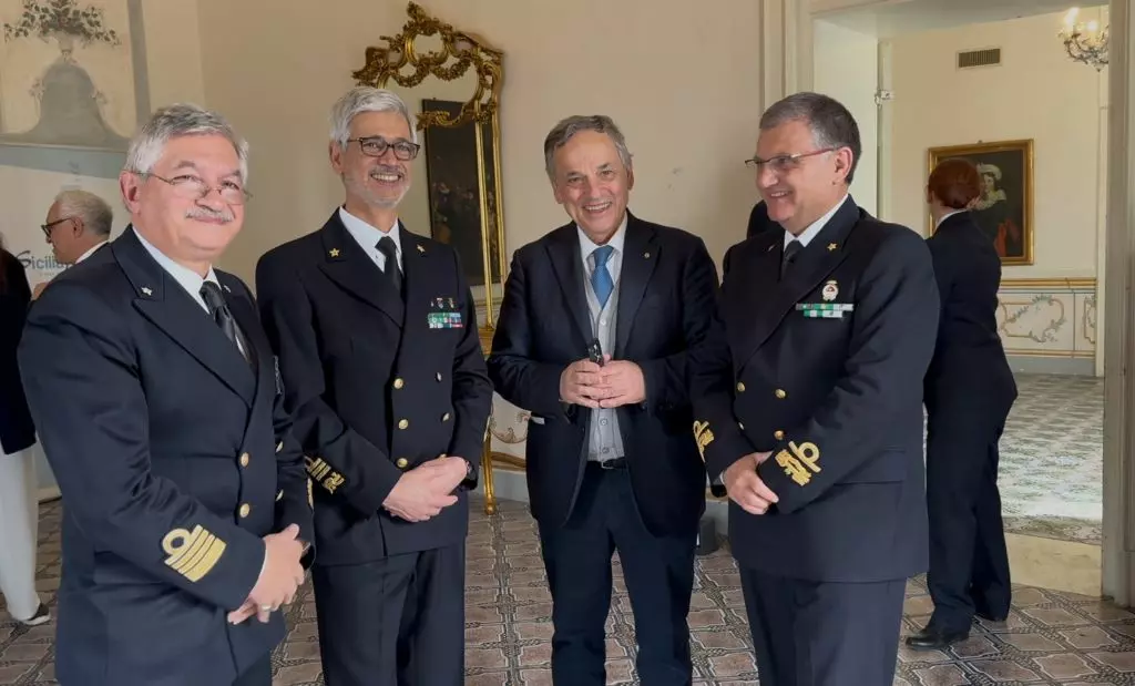 Una nave ospedale civile, a Palermo il Poly-clinic techno boat