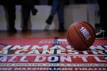 Nba, incubo Dallas: rottura del crociato e stagione finita per Irving