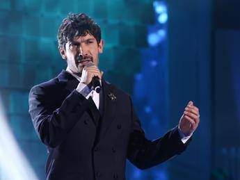 Pierdavide Carone a Verissimo, chi è il cantautore: da ‘Amici’ alla vittoria a ‘Ora o mai più’