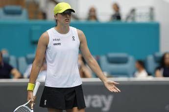 Swiatek, molestie a Miami durante l’allenamento. Aumentata la sicurezza