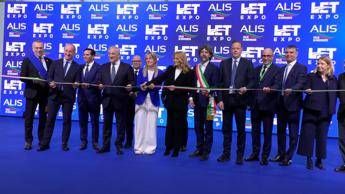 Tajani: “L’importante è occuparsi dei problemi, non preoccuparsi”