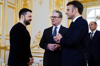 Ucraina, al via a Parigi il vertice dei ‘volenterosi’. L’attacco di Mosca