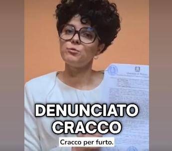 Ultima Generazione denuncia Carlo Cracco per furto: “Sottratto telefono di attivista”