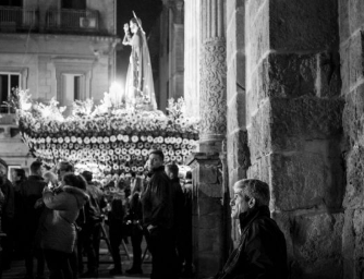 Caltanissetta. In uscita il 18 marzo “L’anima di una città, settimana Santa di Caltanissetta tra scatti e parole” di Francesco D. Miceli e Umberto Ruvolo
