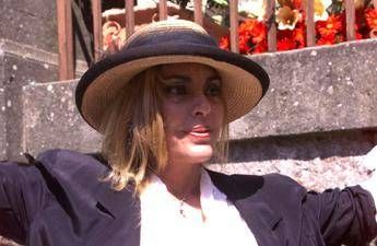 È morta Nadia Cassini, bellezza mozzafiato della commedia sexy