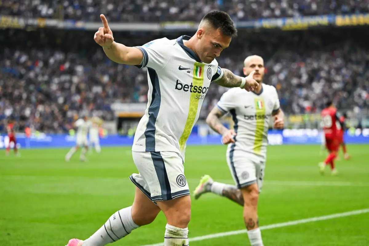 Inter-Cagliari 3-1, i nerazzurri tornano a +6 sul Napoli