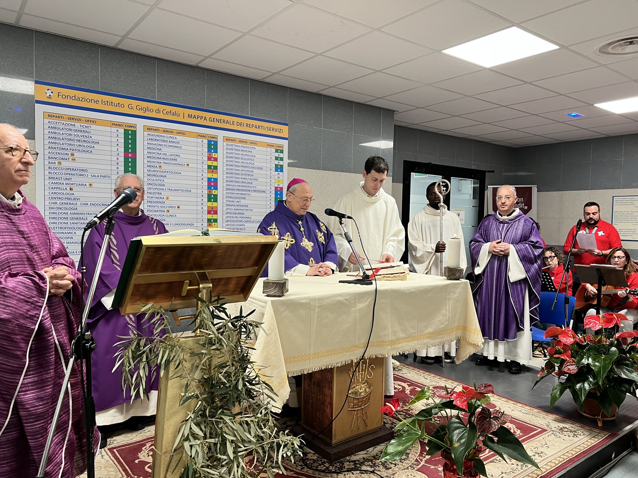 Nell’Ospedale “Giglio” celebrata messa da mons. Giuseppe Marciante per i suoi 7 anni alla guida della Diocesi di Cefalù